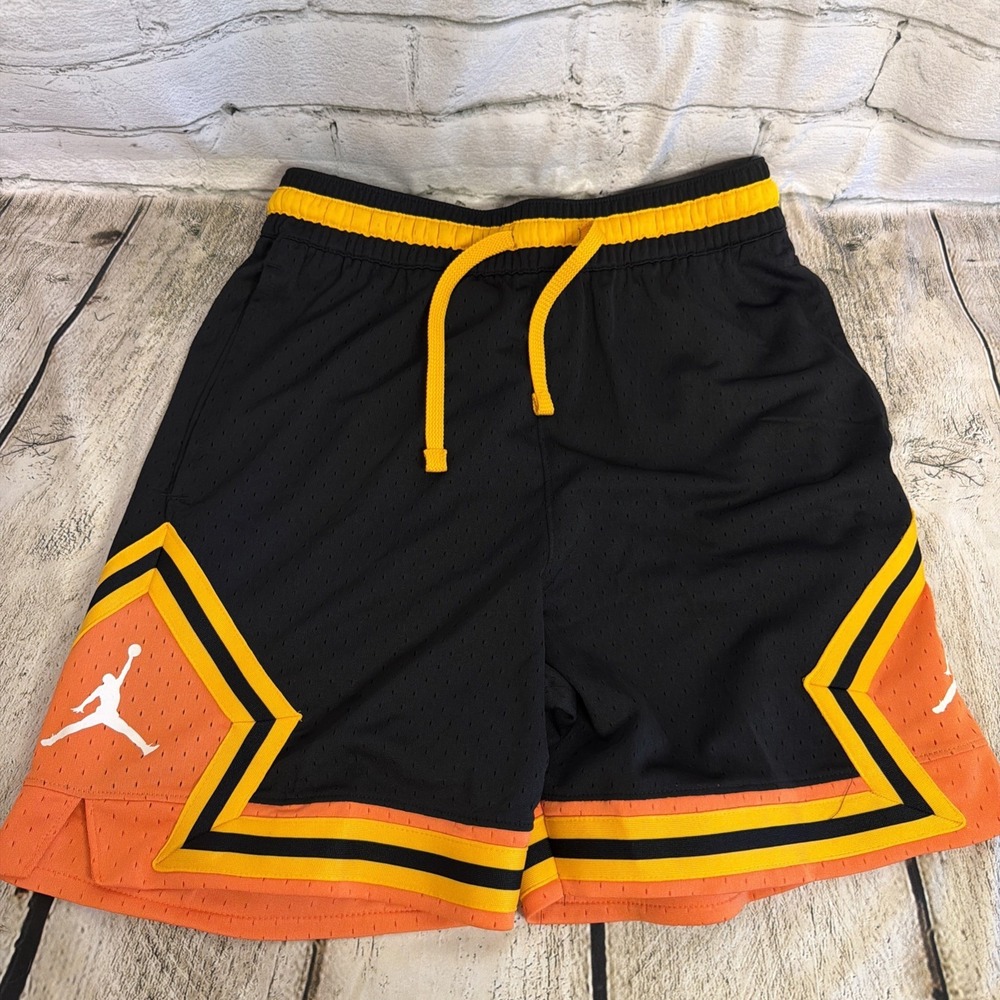Jordan Dri-FIT Diamond Mesh Basketball Shorts Men's Medium Black Orange Yellow - Picture 1 of 4